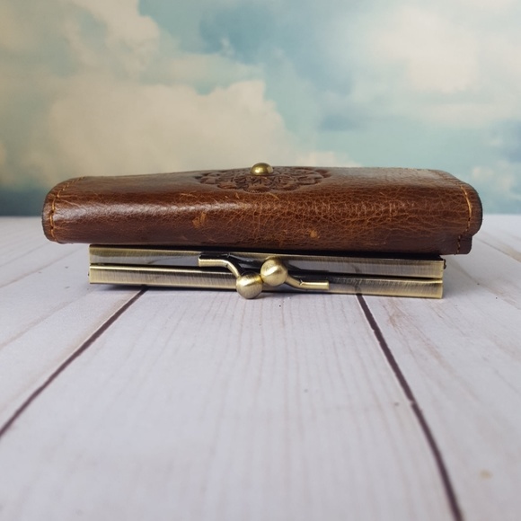 Patricia Nash Reiti Wallet RFID - Picture 7 of 7